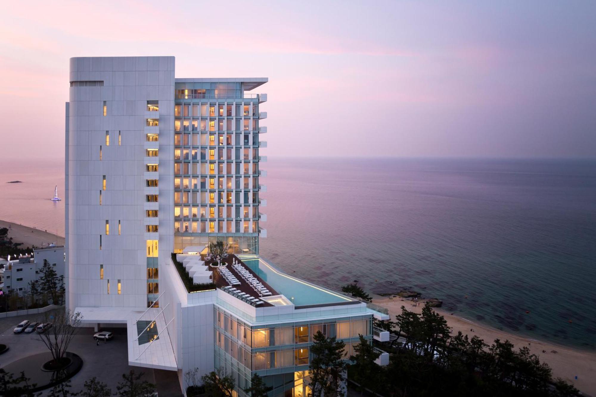 Seamarq Hotel 江陵市 エクステリア 写真