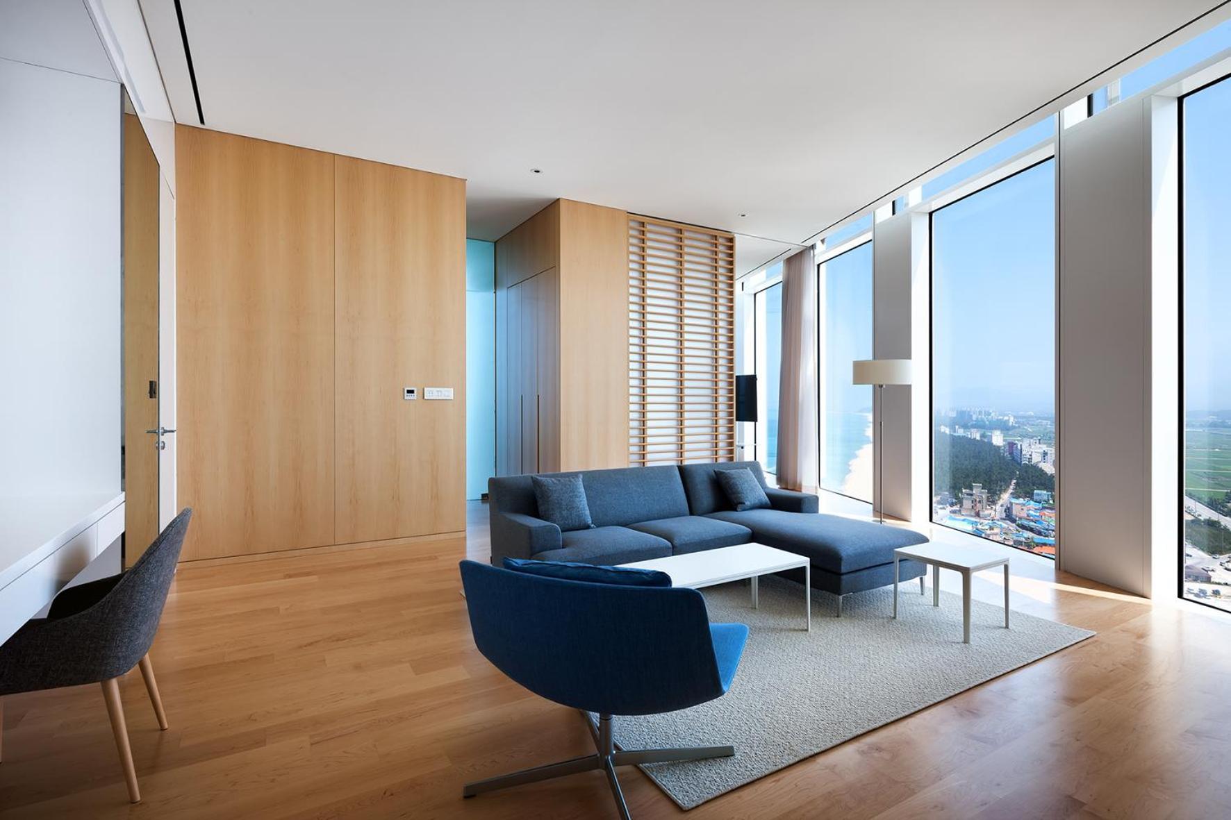 Seamarq Hotel 江陵市 エクステリア 写真