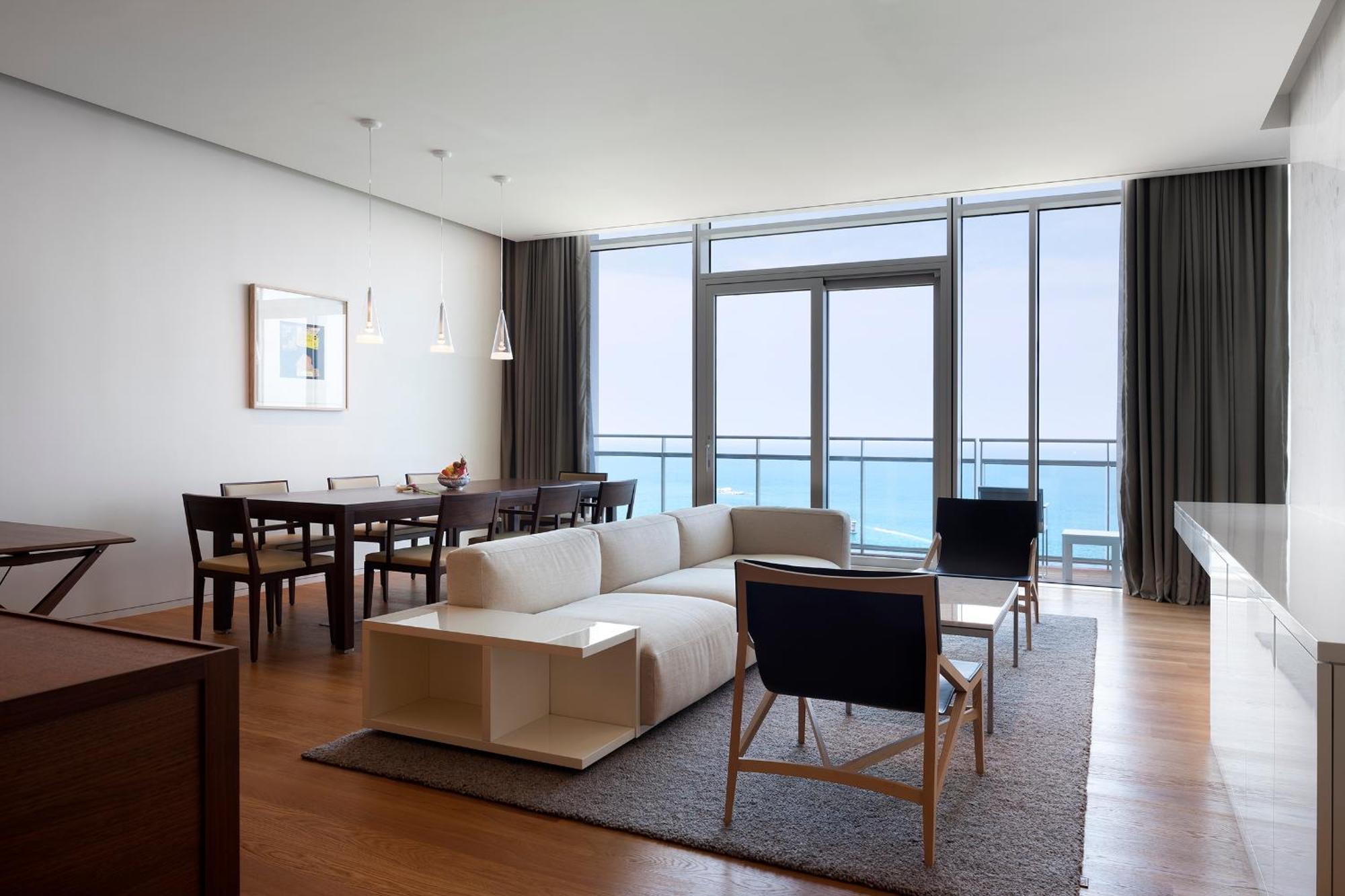Seamarq Hotel 江陵市 エクステリア 写真