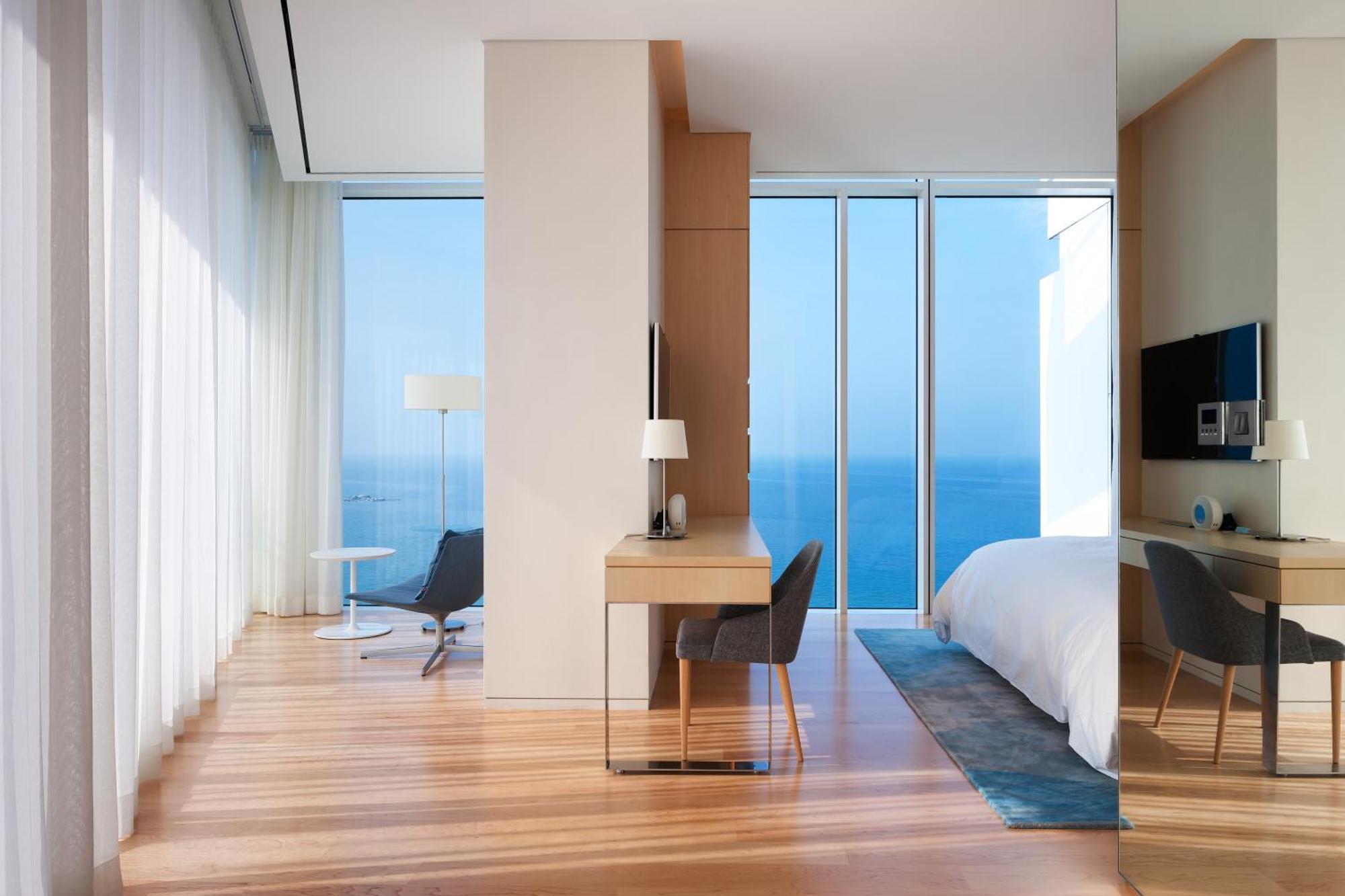 Seamarq Hotel 江陵市 エクステリア 写真