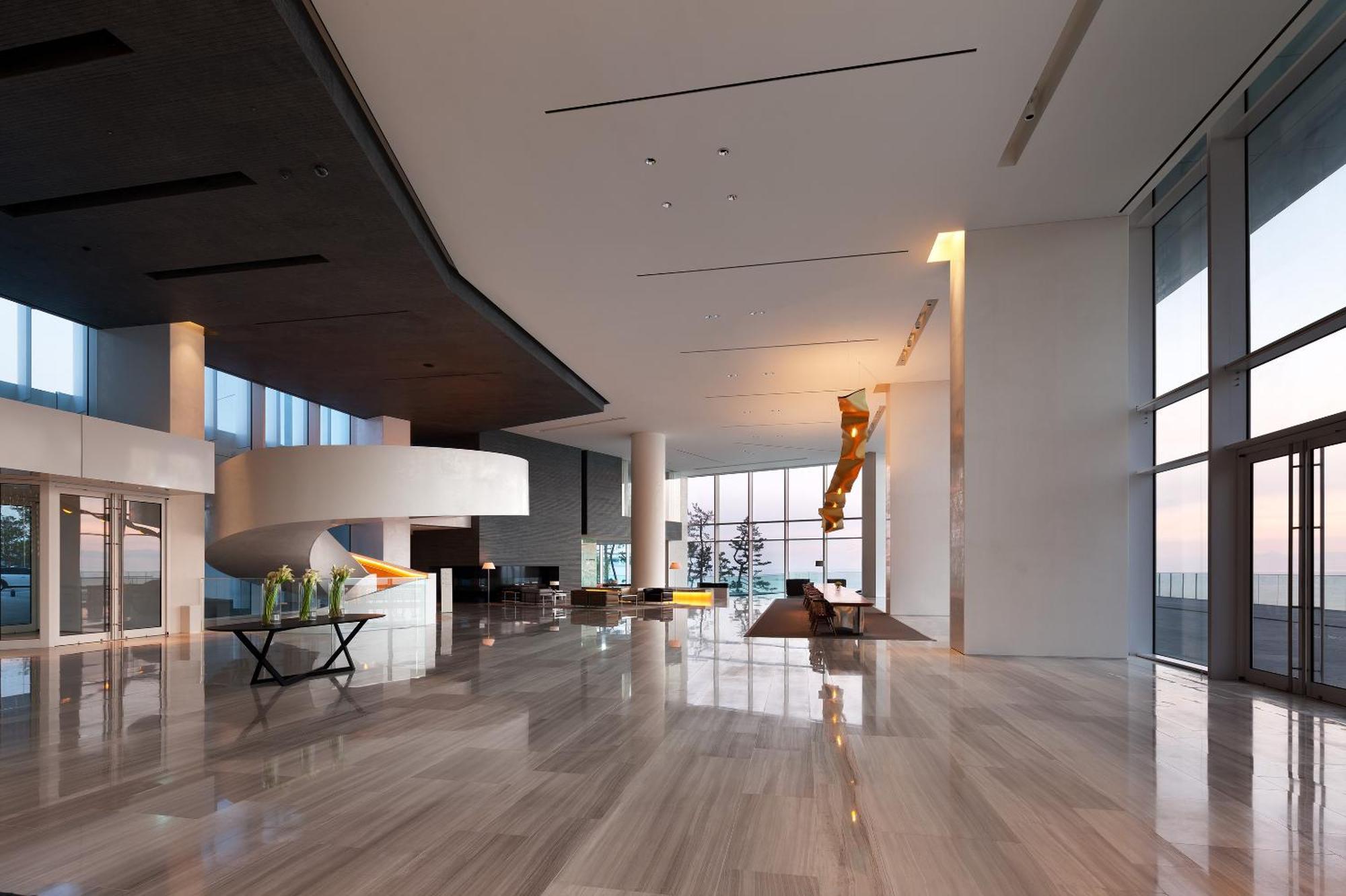 Seamarq Hotel 江陵市 エクステリア 写真